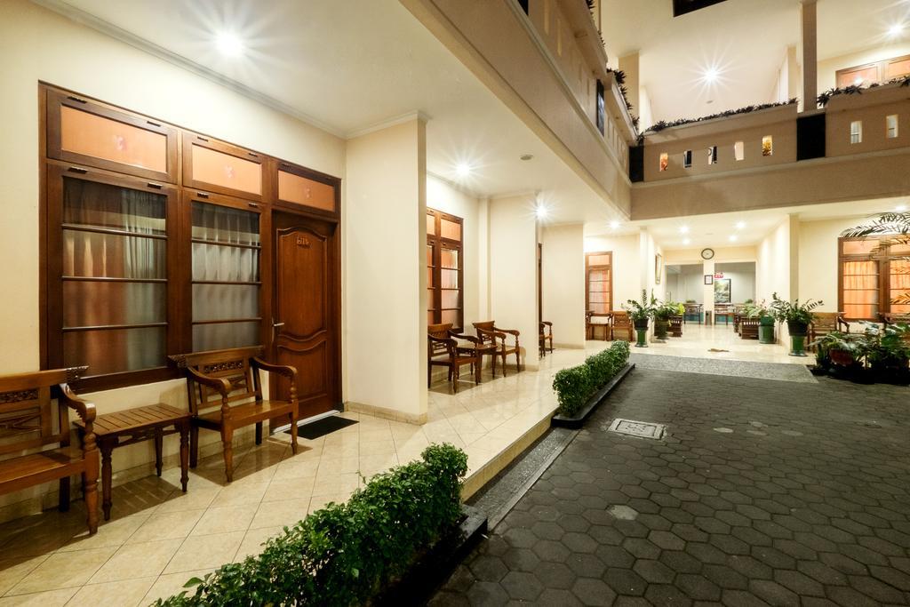 Malioboro Inn Hotel Yogyakarta Eksteriør bilde